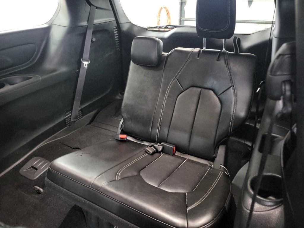 used 2025 Chrysler Pacifica car, priced at $32,564