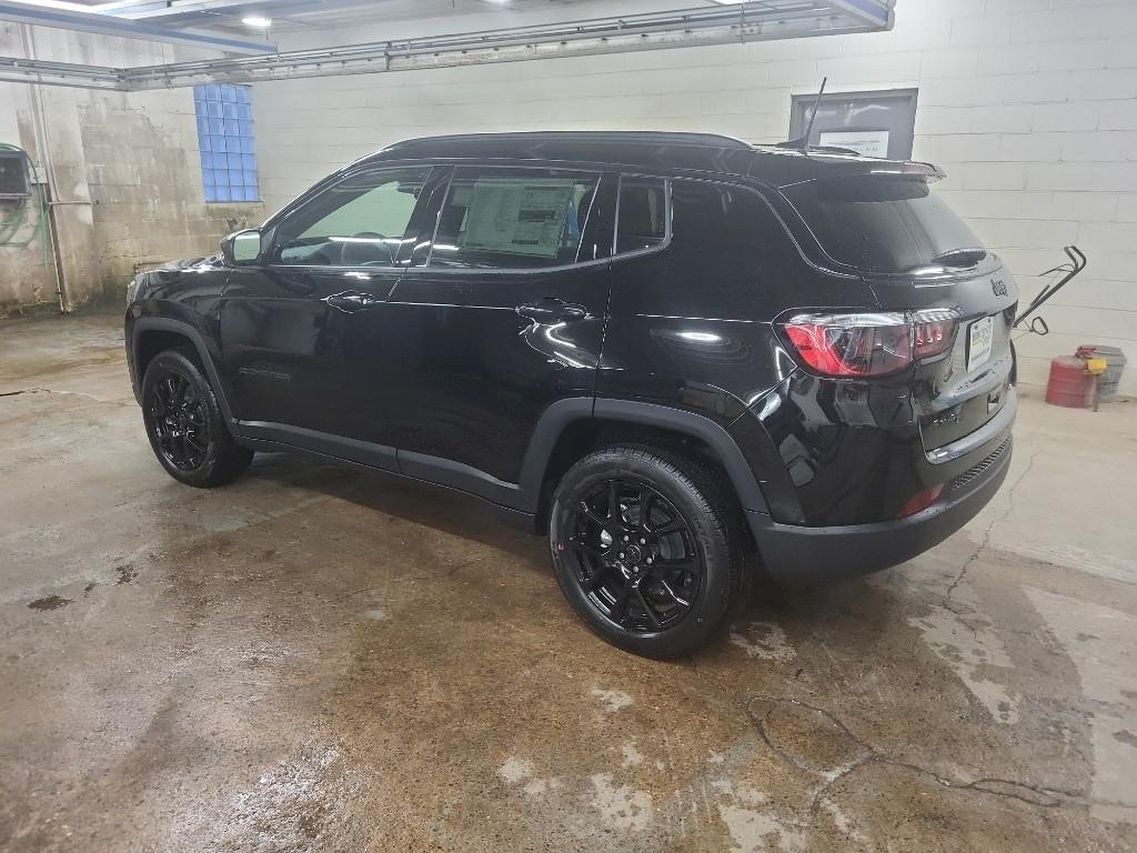 new 2026 Jeep Compass car, priced at $35,159
