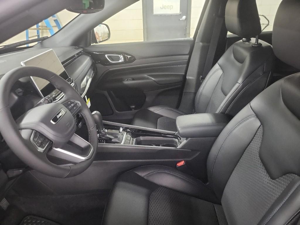 new 2026 Jeep Compass car, priced at $35,159