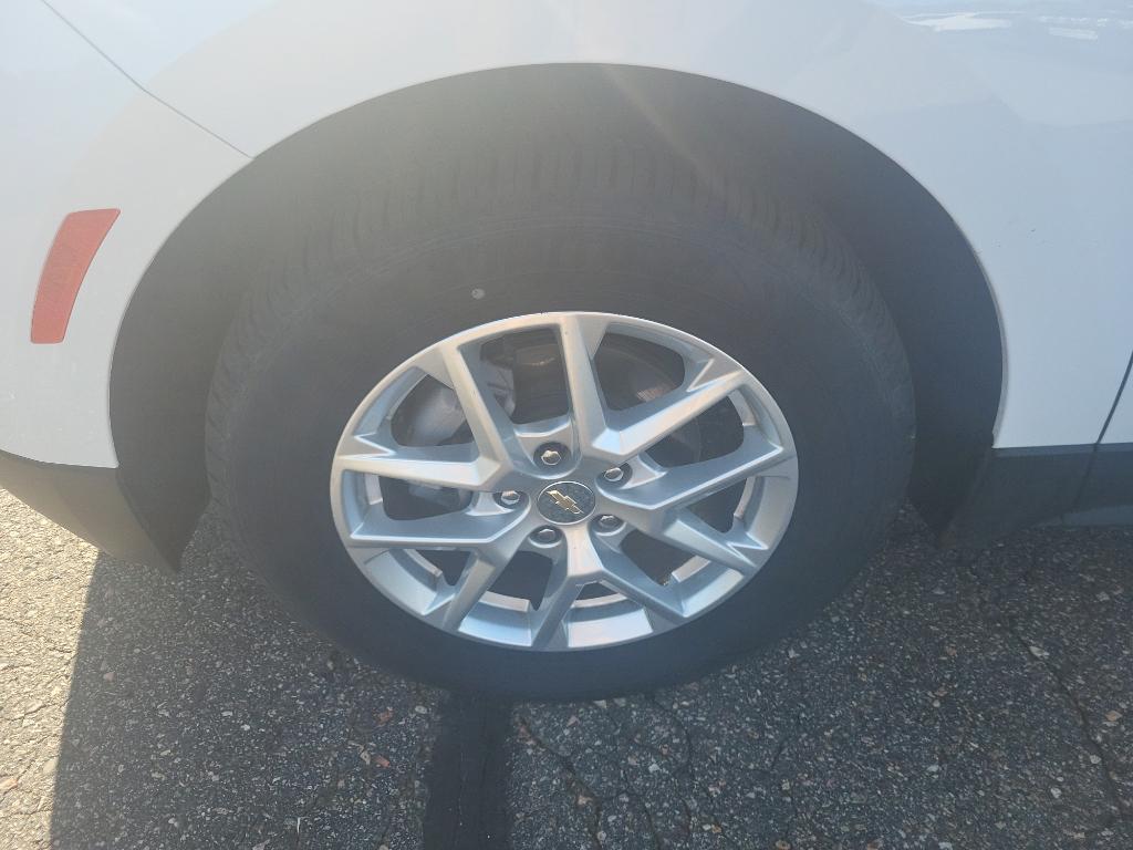 used 2024 Chevrolet Equinox car, priced at $22,825