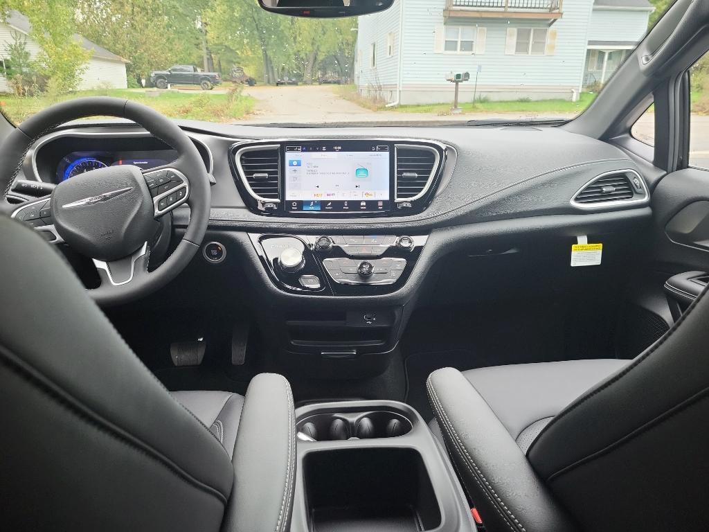 new 2026 Chrysler Pacifica car, priced at $47,474