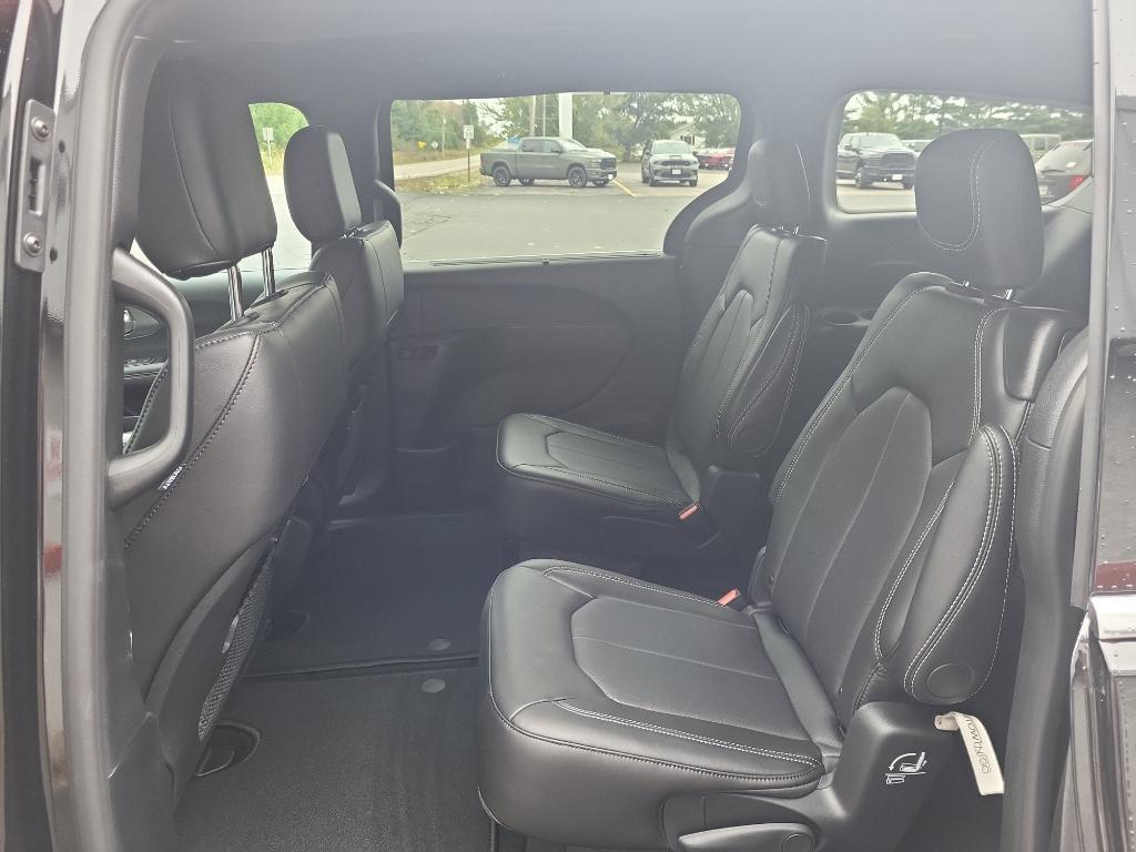 new 2026 Chrysler Pacifica car, priced at $47,474