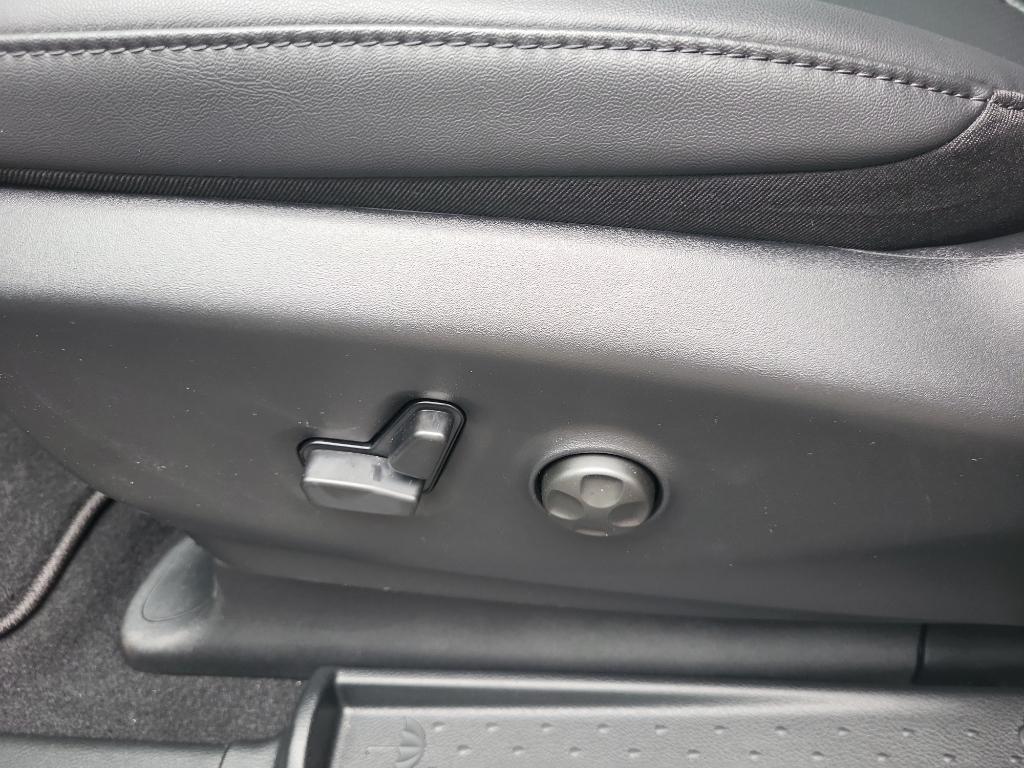 new 2026 Chrysler Pacifica car, priced at $47,474