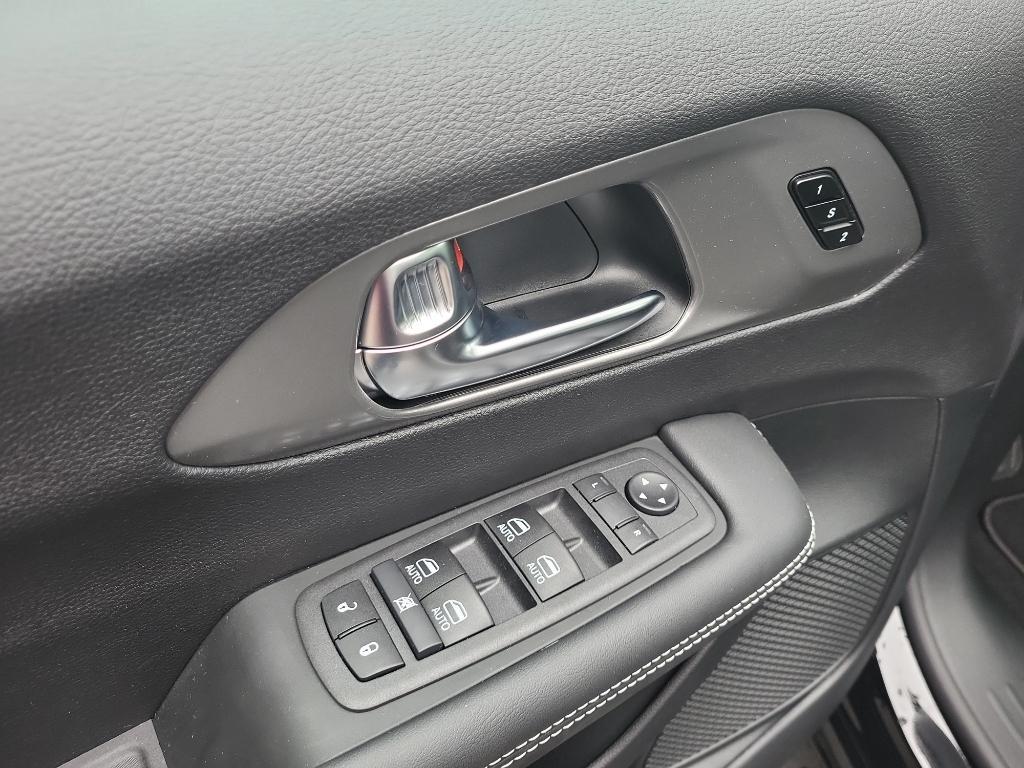 new 2026 Chrysler Pacifica car, priced at $47,474