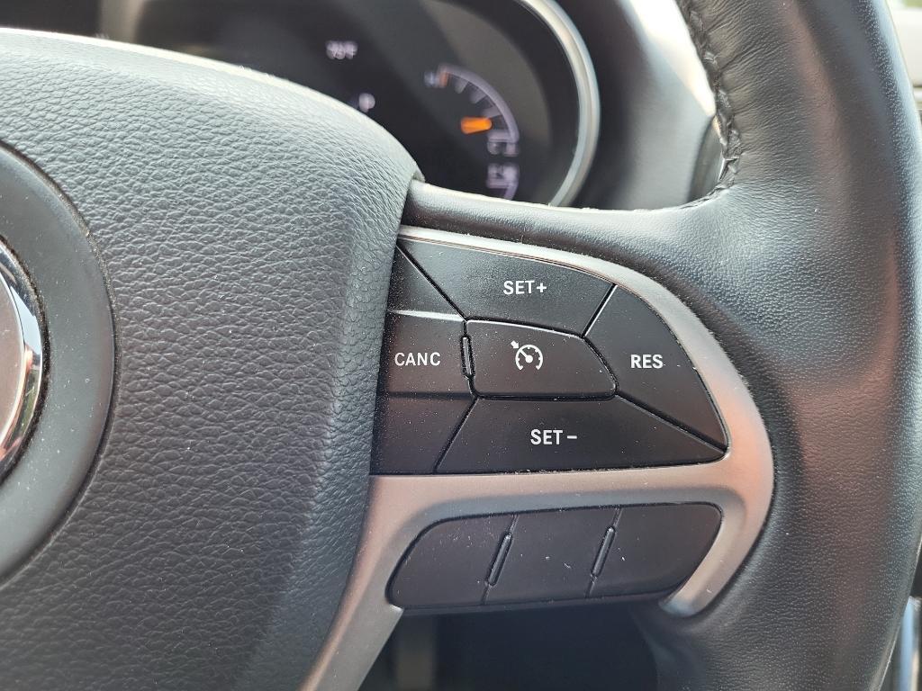 used 2022 Jeep Grand Cherokee WK car, priced at $24,921