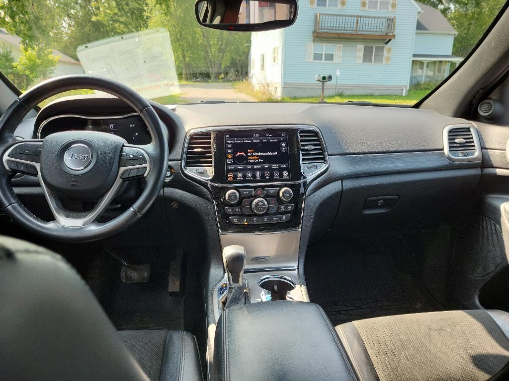 used 2022 Jeep Grand Cherokee WK car, priced at $24,921