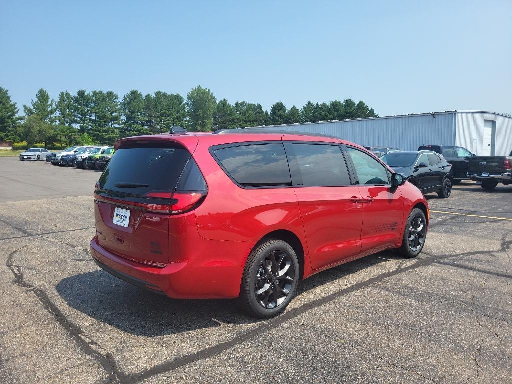 new 2027 Chrysler Pacifica car, priced at $51,705