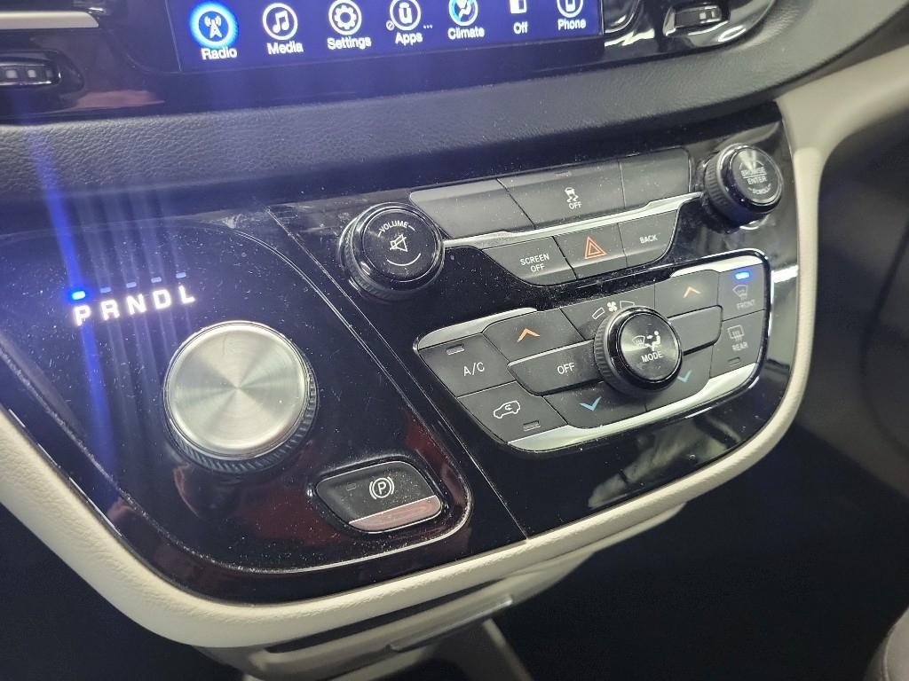 used 2017 Chrysler Pacifica car, priced at $7,967