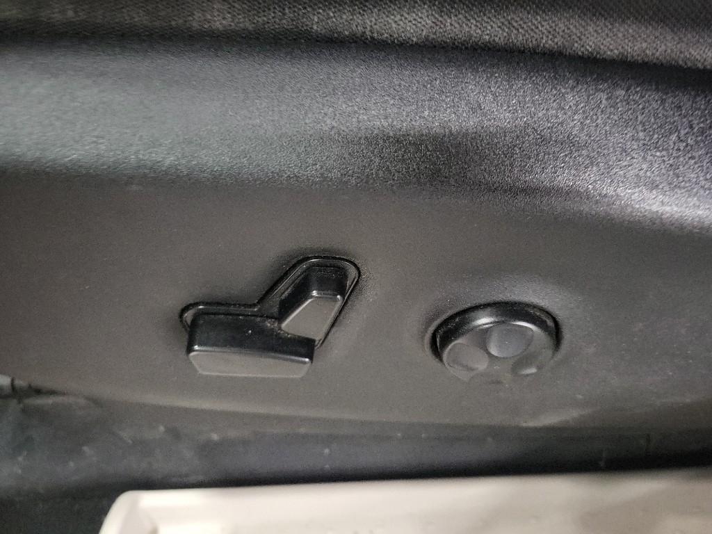 used 2017 Chrysler Pacifica car, priced at $7,967