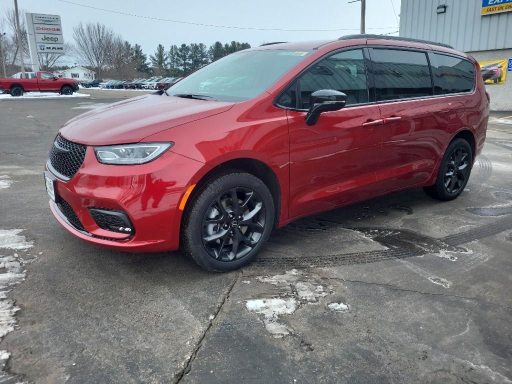 new 2026 Chrysler Pacifica car