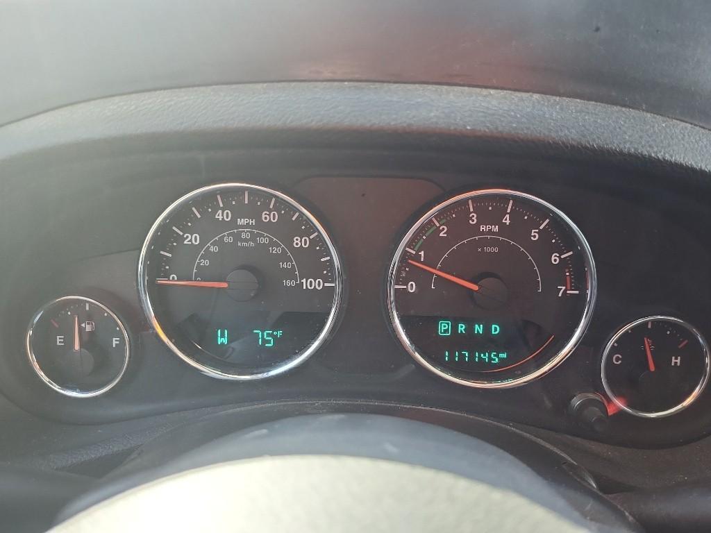 used 2015 Jeep Wrangler Unlimited car, priced at $16,499