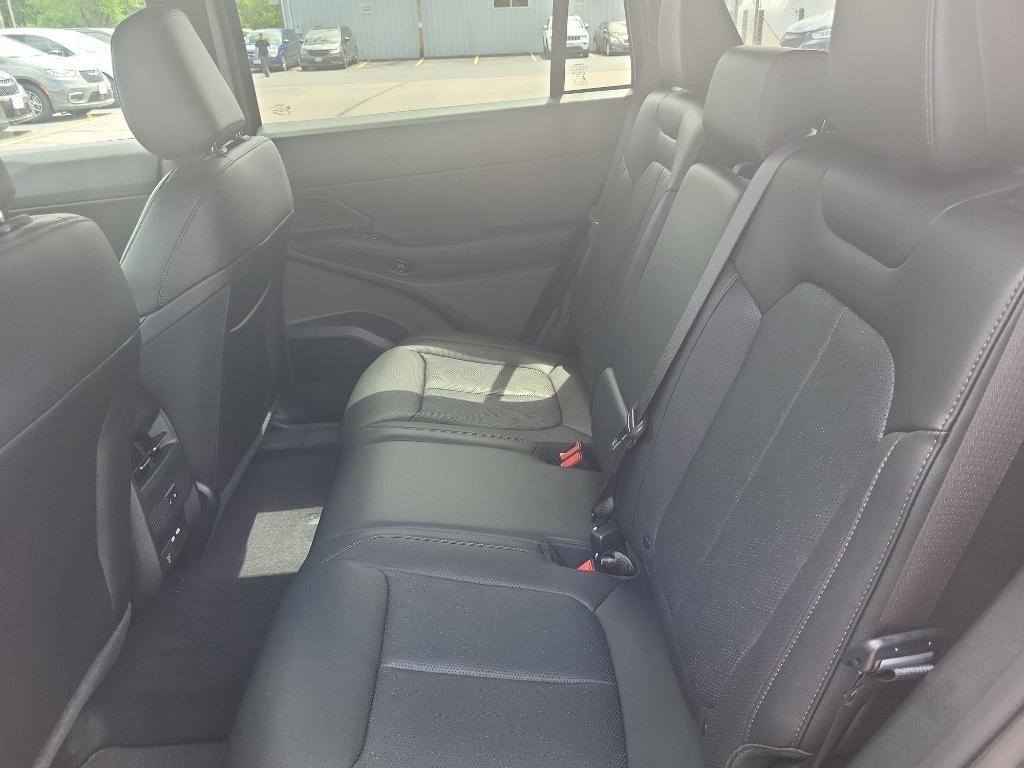 new 2026 Jeep Cherokee car, priced at $46,810