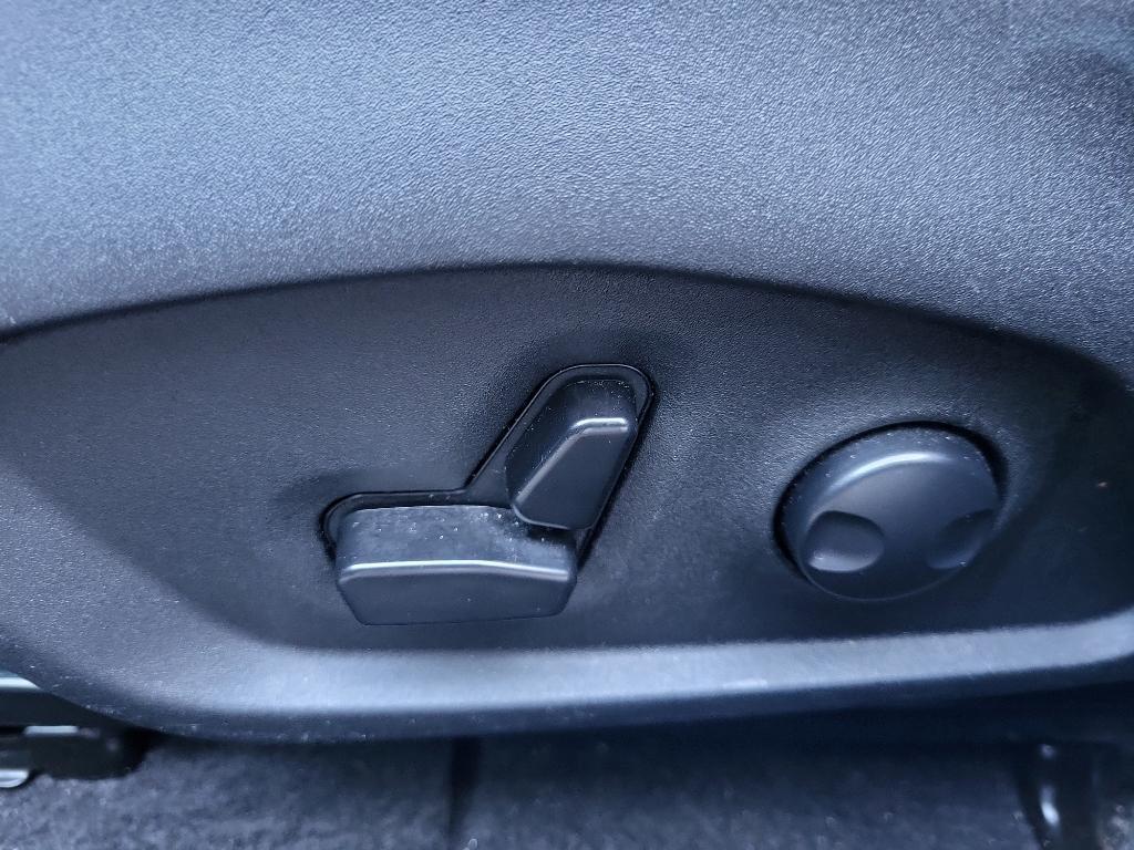 used 2024 Jeep Compass car, priced at $24,249