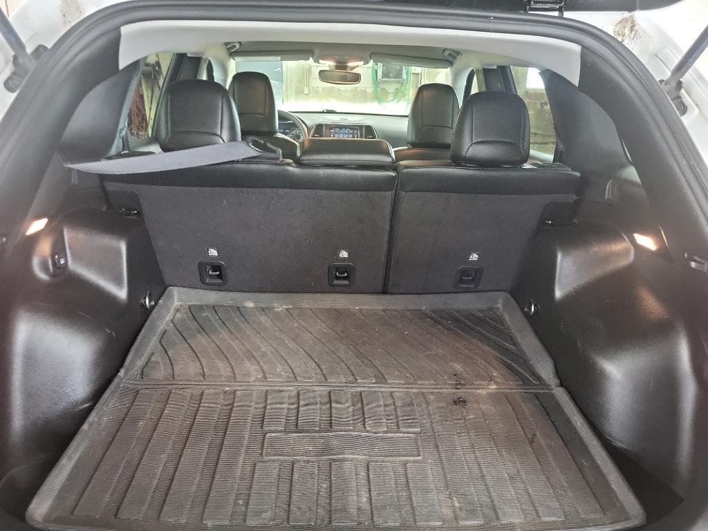 used 2022 Jeep Cherokee car, priced at $25,890