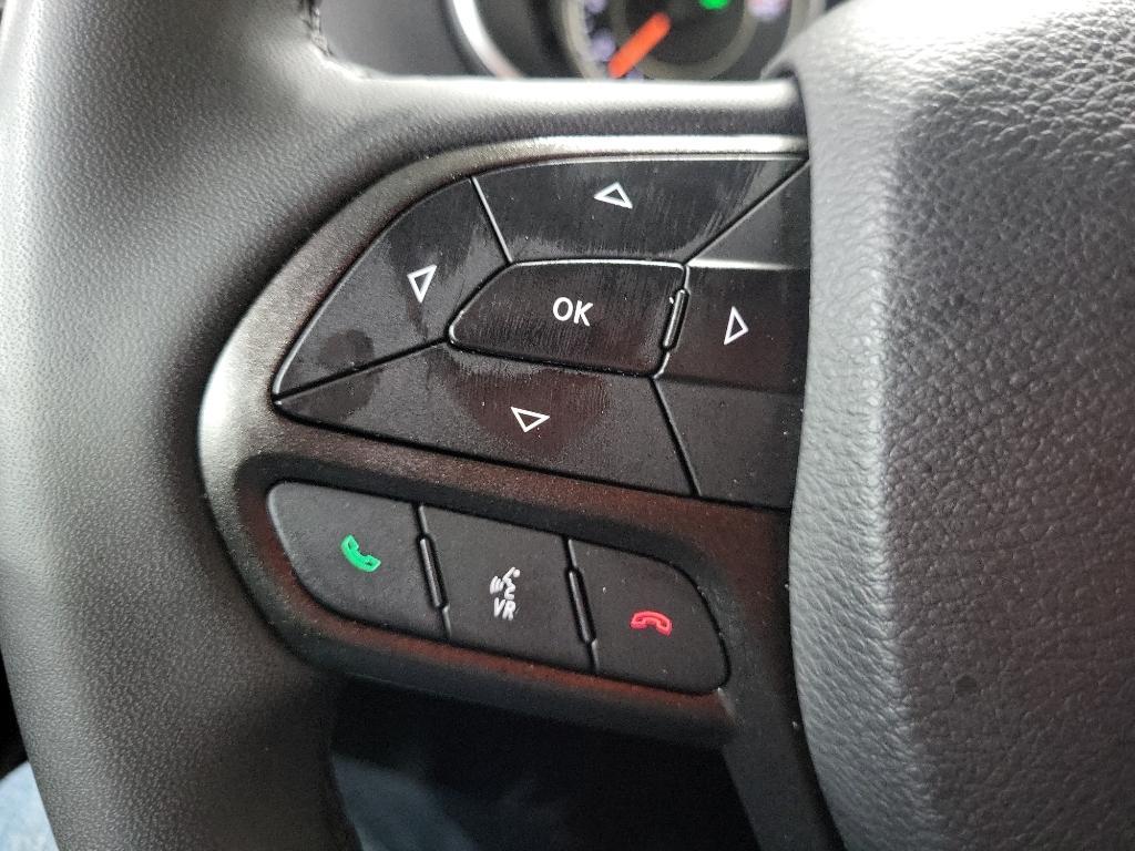 used 2022 Jeep Cherokee car, priced at $25,890