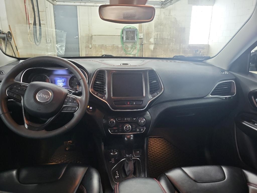 used 2022 Jeep Cherokee car, priced at $25,890