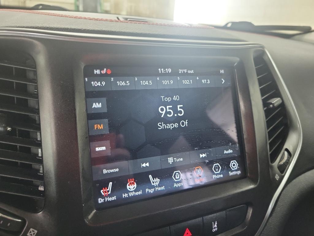 used 2022 Jeep Cherokee car, priced at $25,890