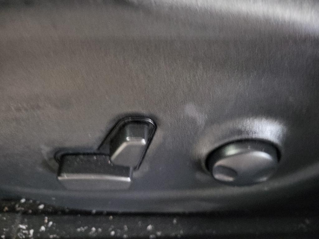 used 2022 Jeep Cherokee car, priced at $25,890