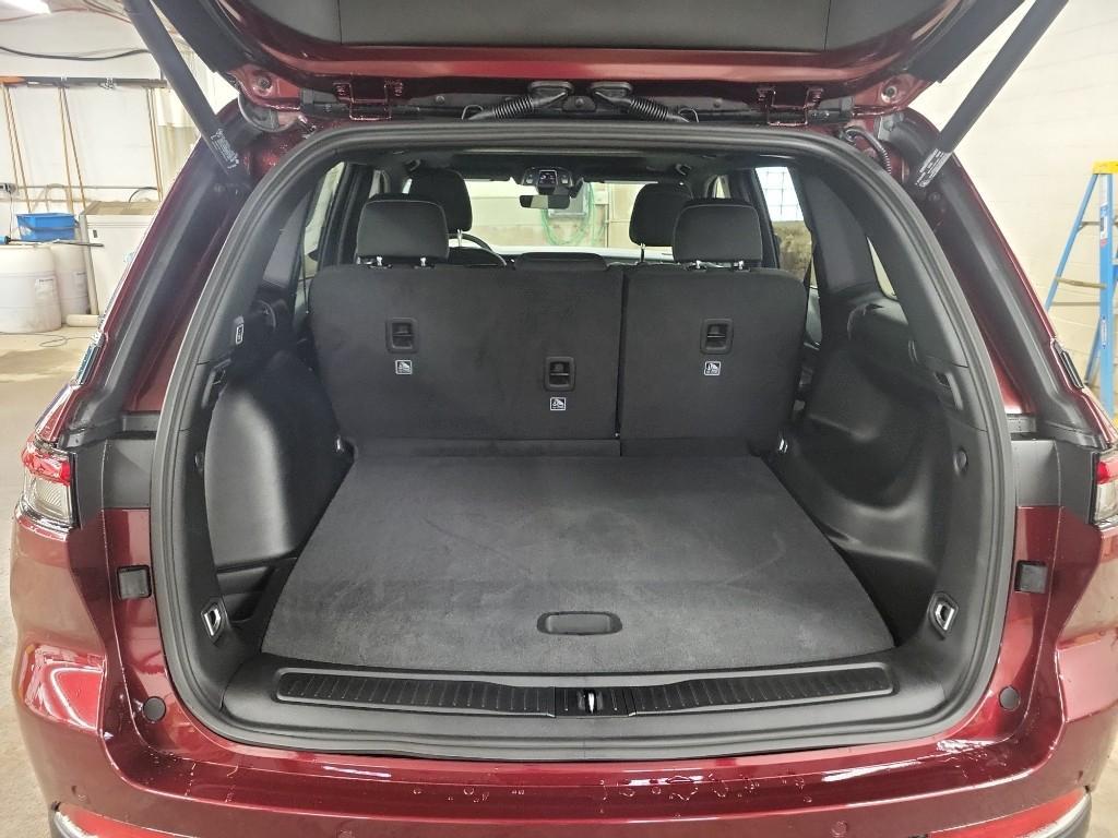 new 2026 Jeep Grand Cherokee car