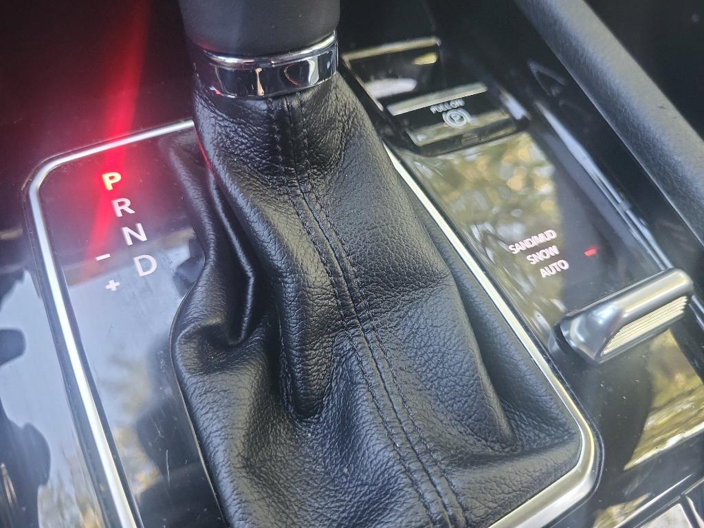 used 2024 Jeep Compass car, priced at $23,499