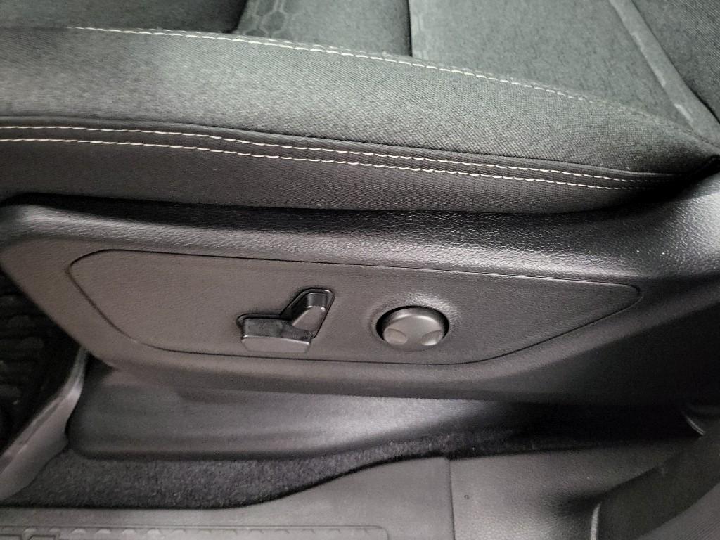 new 2026 Ram 1500 car, priced at $61,933