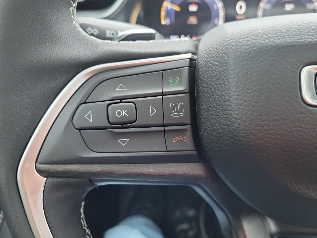 new 2025 Jeep Grand Cherokee car, priced at $53,406