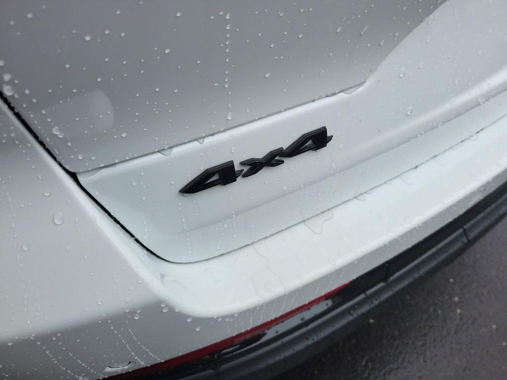 new 2025 Jeep Grand Cherokee car, priced at $53,406