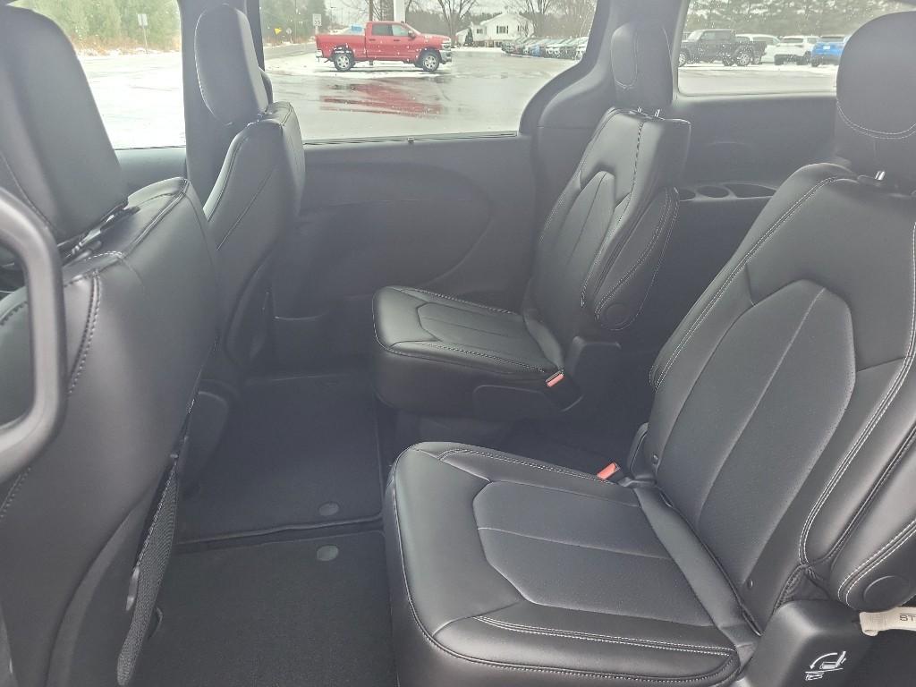 new 2026 Chrysler Pacifica car, priced at $47,811