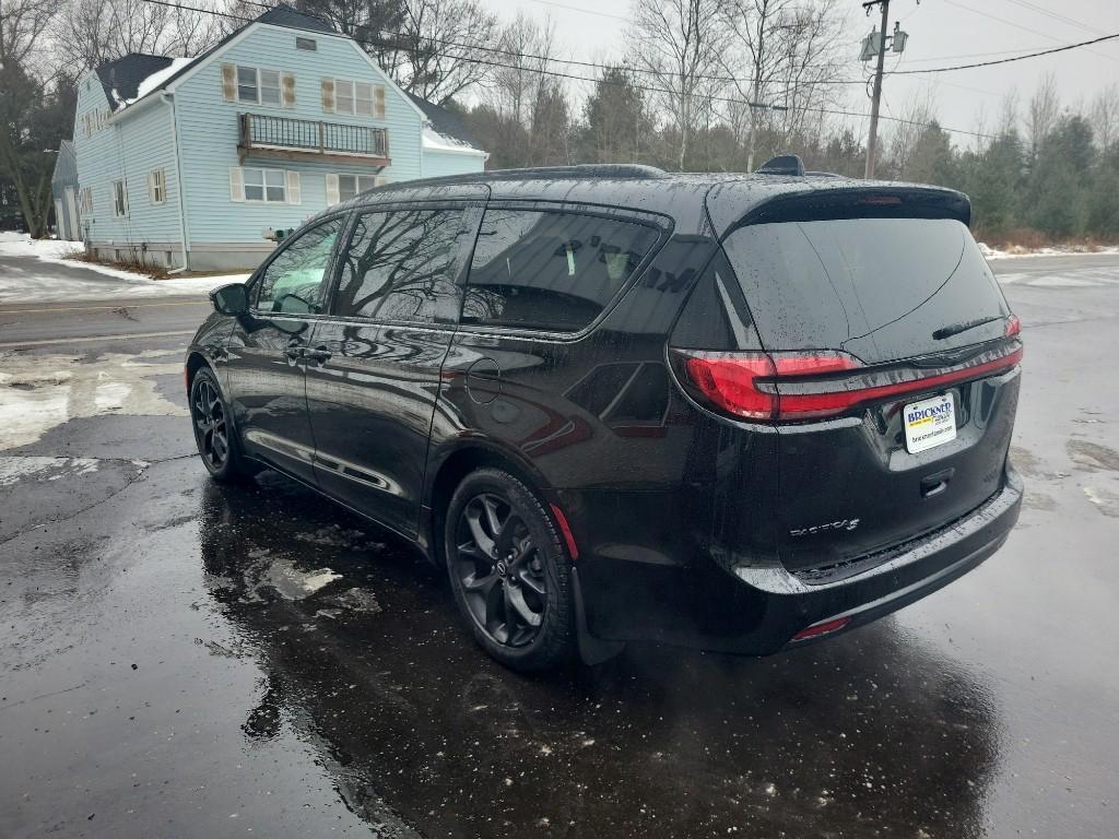 new 2026 Chrysler Pacifica car, priced at $47,811