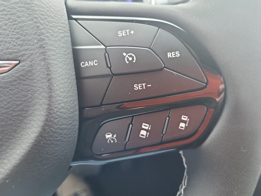 new 2026 Chrysler Pacifica car, priced at $47,811