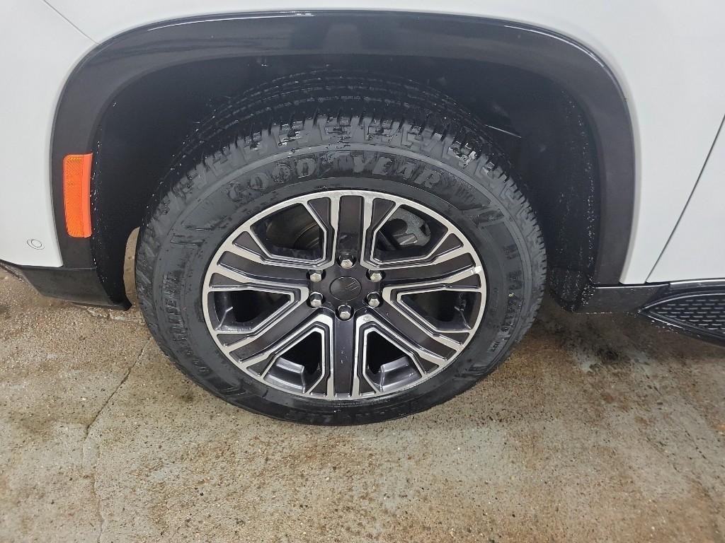 used 2024 Jeep Wagoneer car, priced at $43,931