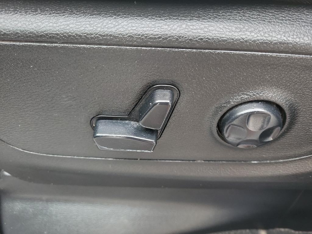 used 2020 Ram 1500 car, priced at $20,205