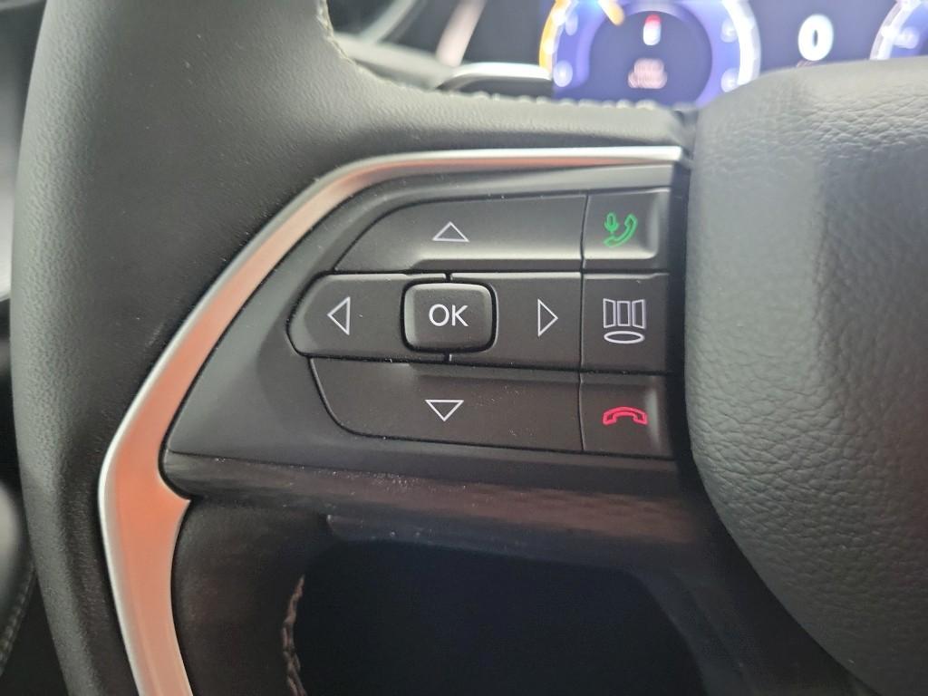 new 2026 Jeep Grand Cherokee car, priced at $44,937