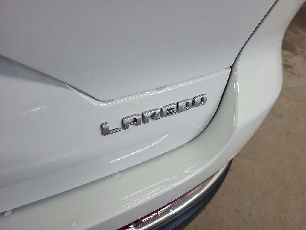 new 2026 Jeep Grand Cherokee car, priced at $44,937