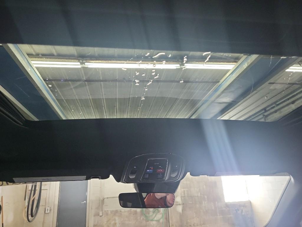 new 2026 Jeep Grand Cherokee car, priced at $44,937