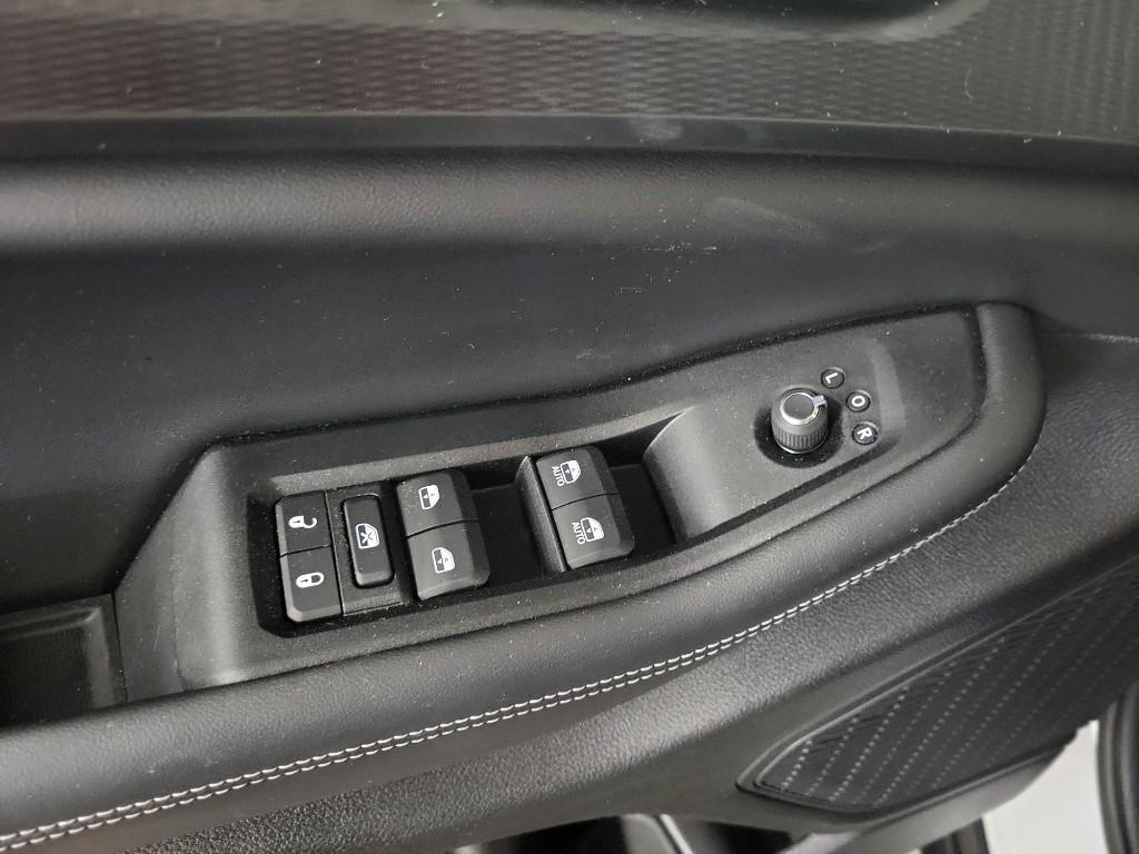 new 2026 Jeep Grand Cherokee car, priced at $44,937