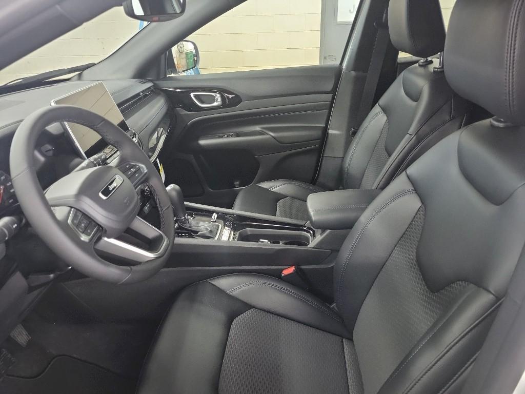 new 2026 Jeep Compass car, priced at $32,859