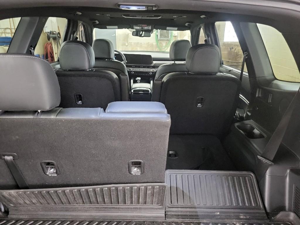 used 2025 Kia Telluride car, priced at $39,955