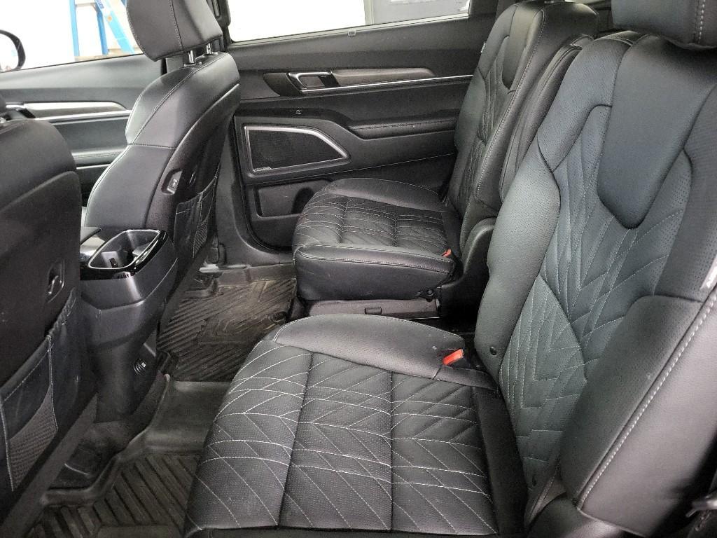 used 2025 Kia Telluride car, priced at $39,955