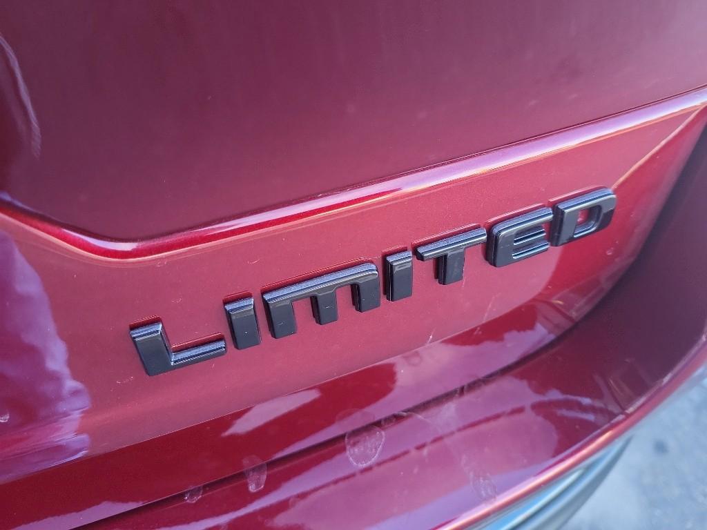 new 2025 Jeep Grand Cherokee car, priced at $52,343