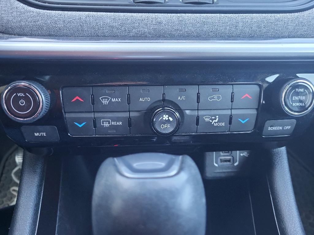 used 2022 Jeep Compass car, priced at $21,610