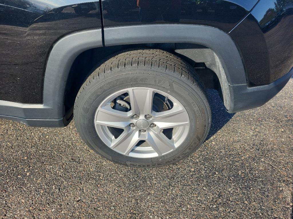 used 2022 Jeep Compass car, priced at $21,610