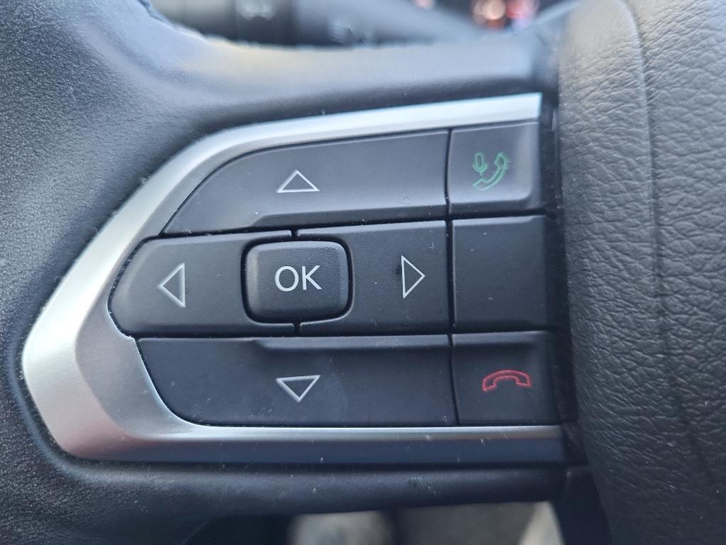 used 2022 Jeep Compass car, priced at $21,610