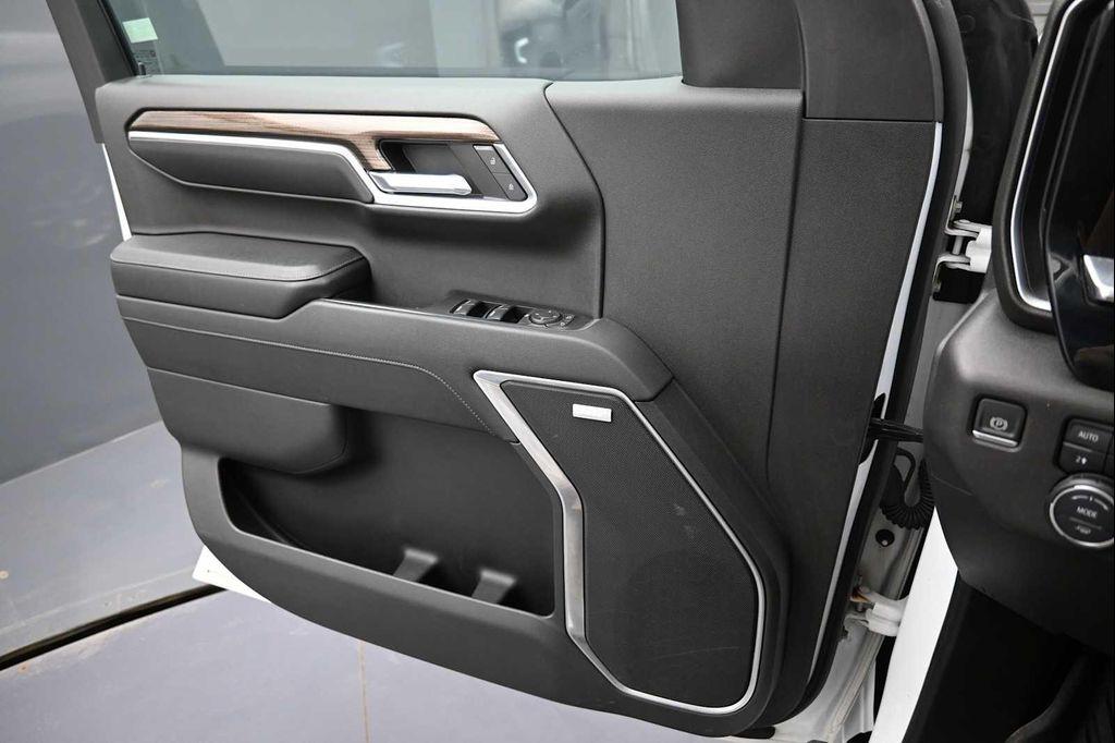 used 2022 Chevrolet Silverado 1500 car, priced at $37,990