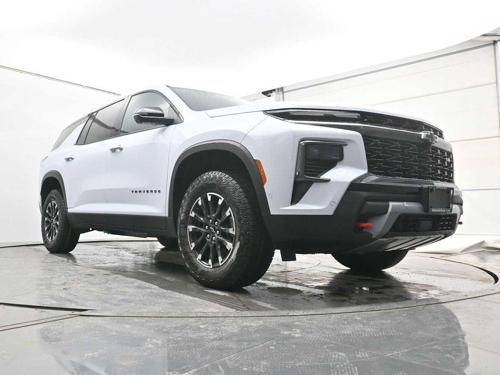 new 2026 Chevrolet Traverse car, priced at $58,450