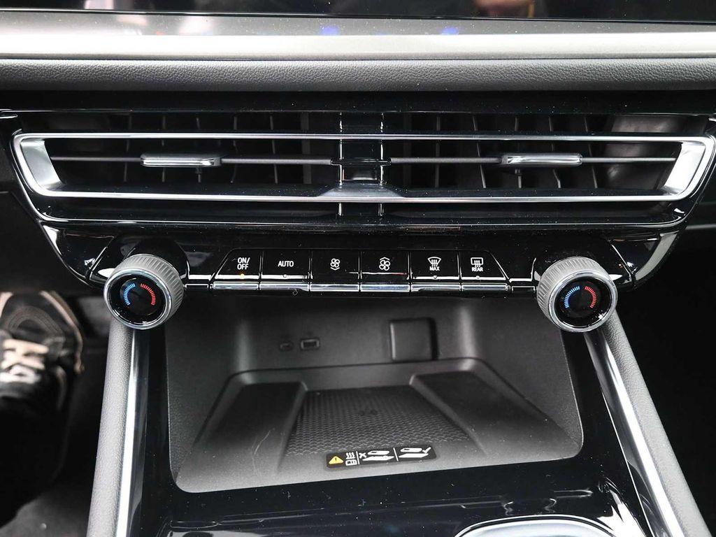 new 2026 Chevrolet Traverse car, priced at $45,795