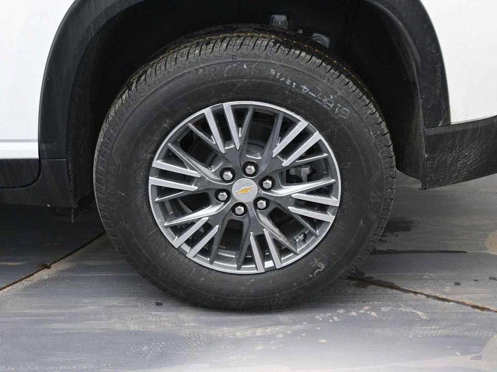 new 2026 Chevrolet Traverse car, priced at $45,795