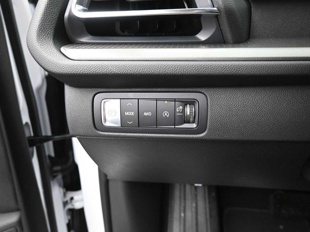 new 2026 Chevrolet Traverse car, priced at $45,795