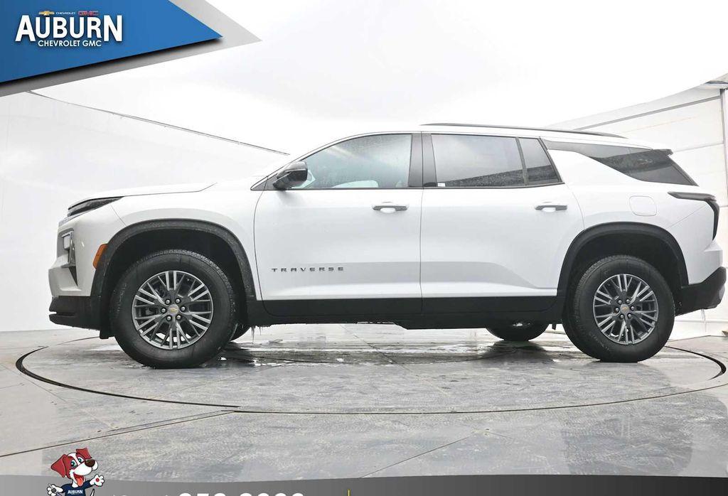 new 2026 Chevrolet Traverse car, priced at $45,795