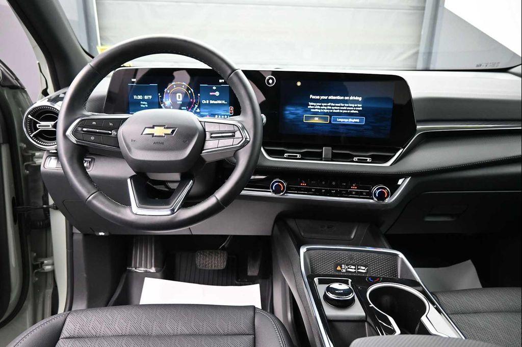 used 2026 Chevrolet Equinox car, priced at $29,990